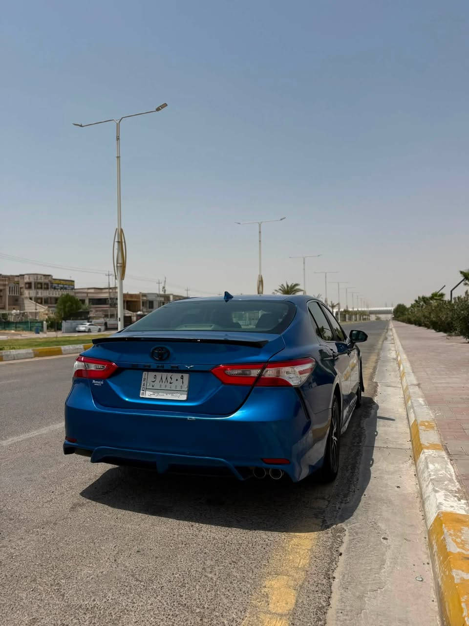 السلام عليكم
كامري 2020 SE
رقم بغداد تحويل مباشر 
ماشيه 170 
كشنات كهرباء 
جلد ومخمل الكشن 
محرك 4 سلندر
كير محرك كوله جديد 
معروفه موصفات SE 
ضرر امريكا بنيد مصبوغ 
وصار بيه ضرر بل عراق جاملغ خلفي انصبغ وصندوك تبدل 
صور السونار مرفقه
وصور الضرر 
سياره بيه ملاحضات بسيطه يردله ترتيب 
السعر 150 وبيه شويه مجال 
***********
***********
