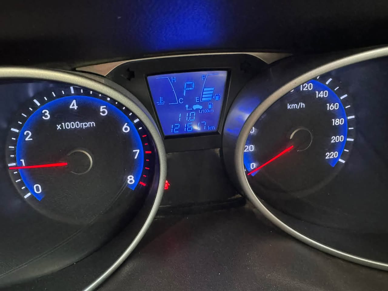 توسان جاهزة وبحالة مرتبة 🚗✨
1. الموديل:2014 بحالة نظيفة جداً ومحافظ عليها.
2. اللون: أبيض.
3. المحرك وقير: شرط الفحص والتبريد.
4. الصدر والستيرن: هادئ وبدون أي صوت.
5. البدن: نظيف وخالي من التعديلات المؤثرة.
6 التحويل: السنوية جاهزة للتحويل الفوري
7. السيارة ماشية 121,647 كم
السعر والتفاصيل الكاملة  واتساب للجادين حصراً.
📍 المكان: الدجيل
📱 رقم الاتصال: [‭***********‬]
