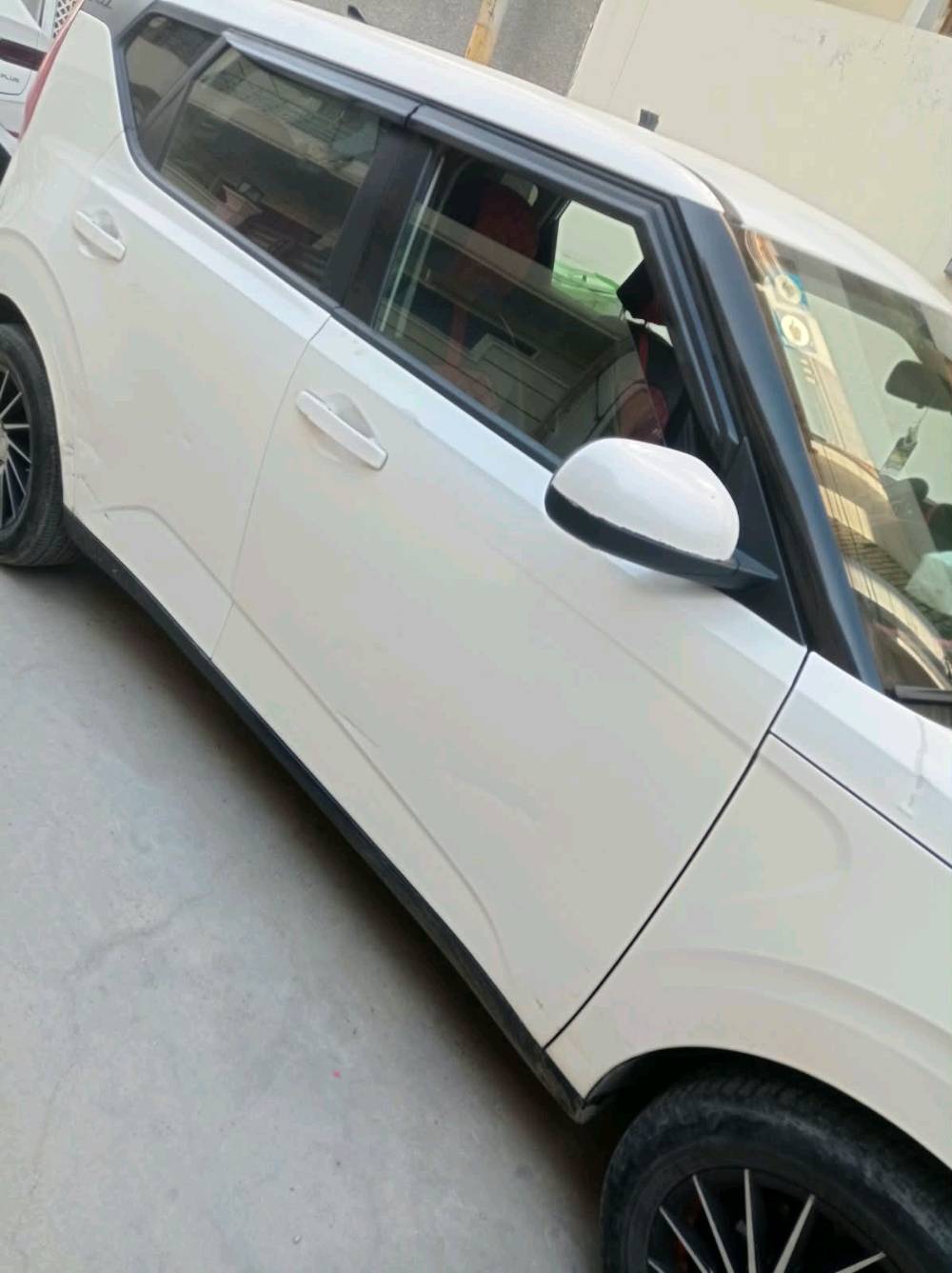 السلام عليكم كيا صول امريكي موديل 21 باسمي هزة جديده سونار صار 4 اشهر
ماخذلها.. بيها بابين ونص جاملغ مبين بالسونار..كير ومحرك وتبريد ماشية 86 كم خير من الله، رايدها 120 وبيها مجال للطيبين..الاعظمية سبع ابكار..
***********