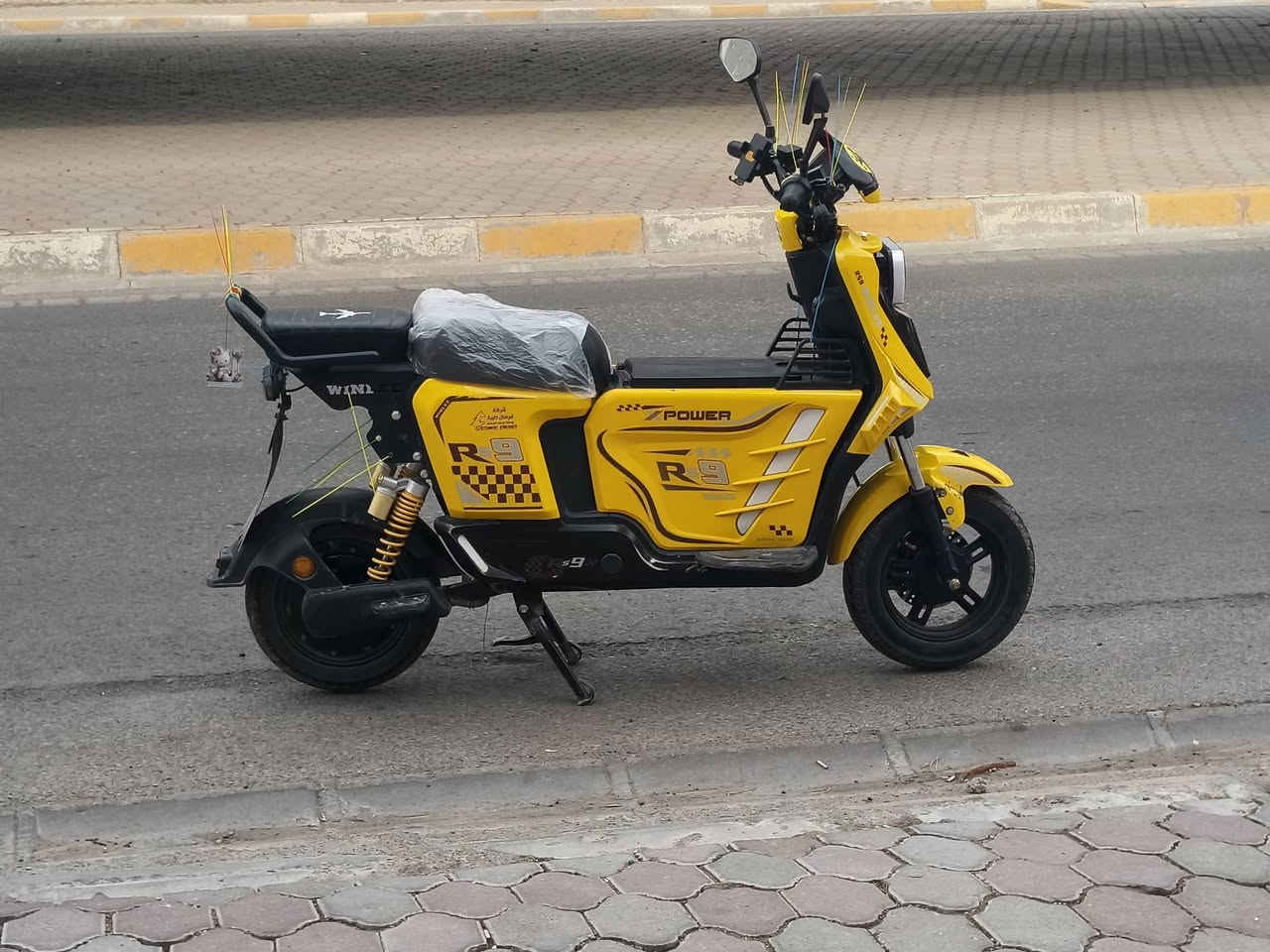 دراجه آر تسعه أم صندوق لبيع سعره 650بها مجال مكان كركوك
