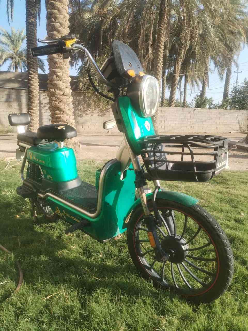 بايسكل شحن للبيع كامل اي نقص مابي سرعته ٧٠...... ***********

