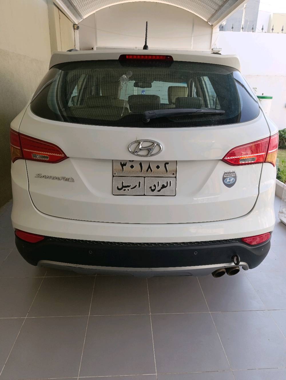 سنتافي موديل 2013 خليجي اربعة سلندر 2400 بانوراما السعر  147 وبيها مجال مكان السيارة نجف