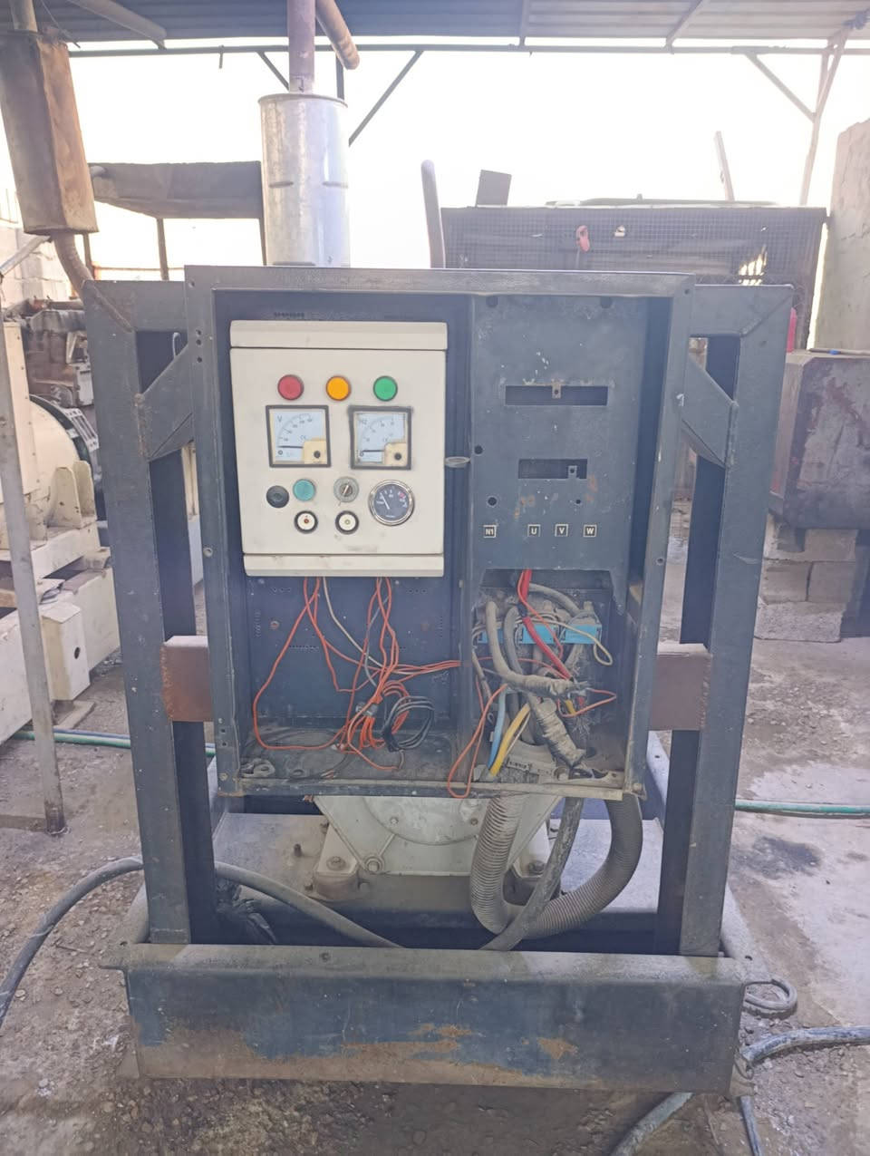 ⚡ مولدة دويز ألماني 1013 للبيع 

رأس التوليد: ستامفورد (Stamford) بقدرة 120 KVA

 المحرك فيه تبخير (الفحص والتجربة في الموقع)

📍الموقع: بغداد - بسماية

رقم التواصل / واتساب: ***********
السعر: 23 ورقه وبيه مجال
