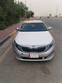 اوبتيما • ٢٠١١ • غاز وبنزين