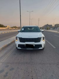 سورنتو ٢٠٢٥ • رقم بصره • ماشي ٥٠٠٠٠