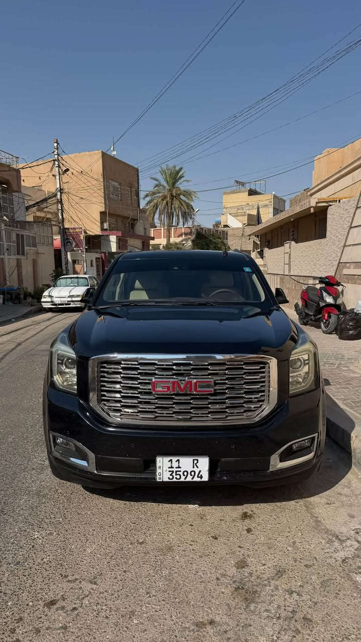 السلام عليكم GMC يوكن دينالي فول 1/1  موديل 2016
محرك 5300 المرغوب
مواصفات الدينالي معروفة غنية عن التعريف
فتحة سقف
جنطة كهرباء
شاشات عدد 2 امامية وسطية
داخل ملكي منفصل
تدفئة تبريد كشنات امامي وخلفي
كراسي امامي وخلفي كهرباء مع خزن ميموري
ويل حجم 22 انج
فور ويل دفع رباعي
لايت وبك لايت LED
دشبول وعداد الكتروني دينالي
اشاير بلمراية مع مراية شفط 
رادار امامي وجانبي
هزاز كشن 
سستم صوت مع دمام
وبيهة بعد هواية مواصفات
رقم بغداد بأسمي تحويل مباشر هزة جديدة وسنوية نافذه لل 2031 ستوني مجدده
محرك وكير ما مفتوح شرط الفحص
حادث السيارة بنيد مبدل وجاملغ اليمين نفسة مصبوغ بدون اي دواخل وشرط الفحص بلسونر
مكان السيارة كربلاء 
السعر 275 وقابل للتفاوض
للاستفسار ***********
