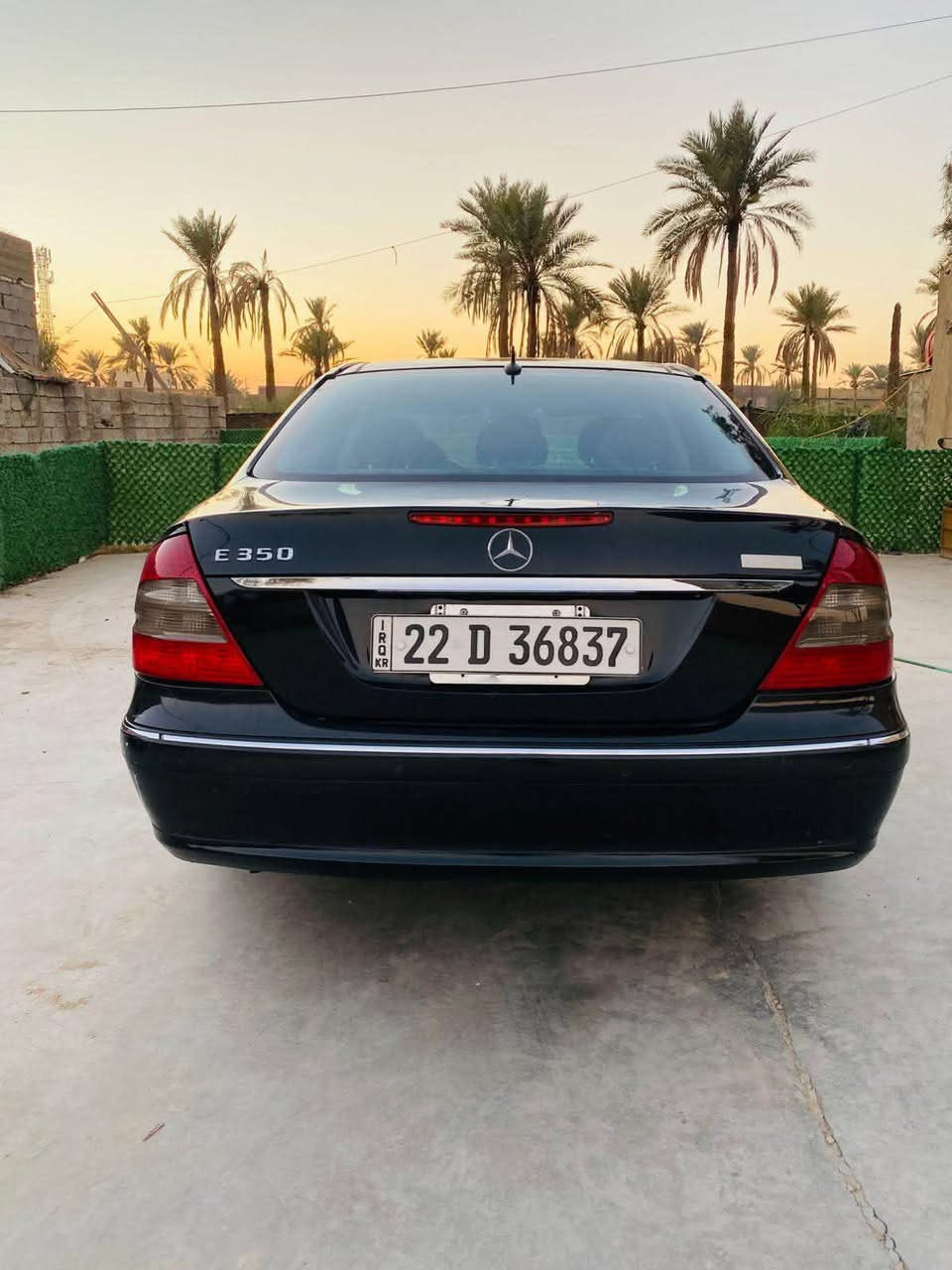 �🔥 للبيع مرسيدس E350 AMG – موديل 2007 🔥🔥

🚘 Mercedes-Benz E350 AMG
📅 موديل 2007
⚙️ گير أوتوماتيك
🛞 دفع خلفي – Two Wheel
🔧 مكينة V6 3.5
🏁 AMG
✨ فل أوبشن

المواصفات:

• داخلية جلد كاملة
• مقاعد كهرباء
• ذاكرة مقاعد
• تسخين مقاعد
• بانوراما 
• دركسون مالتي فنكشن
• نظام صوت Harman Kardon
• تكييف أوتوماتيك
• تحكم بالمناخ
• حساسات أمامية وخلفية
• 3 قطع تبريد 
• خزن مقاعد 
• مرايات كهرباء
• مرايات مدفأة
• سنتر لوك ريموت
• تشغيل وتحكم كهربائي
• جنوط AMG
• إضاءة زينون
• حساسات إضاءة ومطر
•• محرك وگير وكهربائيات مكفولات 100% 
‏• ABS
• ESP
• Airbags كاملة

🔥 السيارة فول مواصفات، AMG، دفع خلفي، مكينة 3.5 V6، ومواصفات مرتبة جداً.

📍 المكان:بغداد
💰 السعر:125 وبيه مجال
📞 للتواصل.***********
