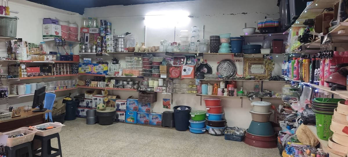 الرشيديه • شارع الصناعة • محل للبيع