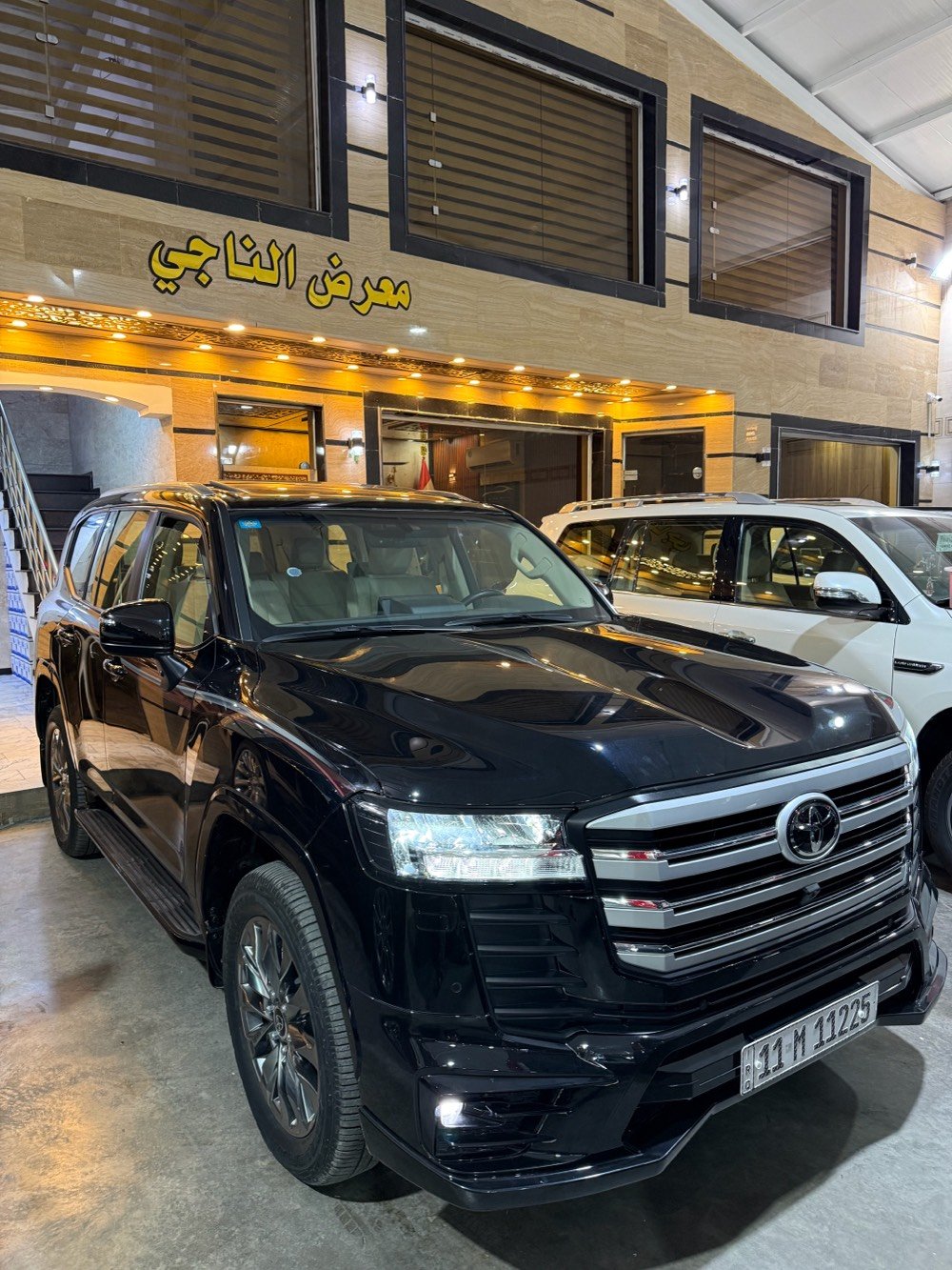 * لاندكروزر GXR لمتد بريم اصلي مستعمل مغلفة ppf بغداد 
* ⁠معرض الناجي بغداد معارض النهضة الشارع الثاني 
* ⁠سعد العبيدي (7700637589) (***********)
* ⁠الموديل : 2025 اسود مكفول مغلفه ppf 
* ⁠الفئة: GXR لمتد تنفس طبيعي 
* ⁠السعر (74.500 $) بغداد 
* ⁠اللون اسود رقم بغداد
* ⁠محرك 6 سلندر (4000 cc)
* ⁠العدد (17200 كم)مكفولة كفالة عامة 
* ⁠داخل جلد بيجي اصلي رادار خلفي مانع تصادم امامي الدعامية الخلفية نيكل 
* ⁠4 كامرات محيطية (360 درجة) ابواب شفط اصلي 
* ⁠دبل شاحن وايرليس خلفي
* ⁠لحاية (كت اصلي) امامي خلفي ايرباك عدد (8) صاج داخلي 
* ⁠بصمة تشغيل بصمات ابواب عدد (5) 
* ⁠شاشة امامية اصلية شاشات خلفية عدد (2) فتحة سقف (سلايت) 
* ⁠كراسي الامامية كهرباء وتبريد مقاعد (7) راكب دفع رباعي (4 * 4) 
* ⁠ثلاجة وسطية جنطة كهرباء تشغيل عن بعد شاحن واير ليس امامي حساس امامي خلفي ويل (20 انج)
* ⁠وباقي مواصفاتGXR المتد البريمر المعروفة 
* ⁠السعر (74.500 الف دولار )
* بغداد - معارض النهضة - الشارع الثاني - معرض الناجي هـ(***********)