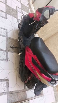 سكوتر • اوراق اصولي • محرك ياباني