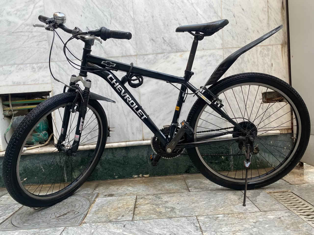 هذا الوحش الانيق للبيع 🏍️
بايسكل شوفرليت الامريكية وارد ياباني حجم 26 بالك اصلي مو تجاري فول نظافة گير شغال دبل شغال بريكات شغال فول مابي اي خلل ولا كسر سرعة وراحة ومتانة السعر 160 وبي مجال + مع بم هدية 🎁🚴 مكاني بغداد ساحة ميسلون
متواجد واتس فقط ***********
