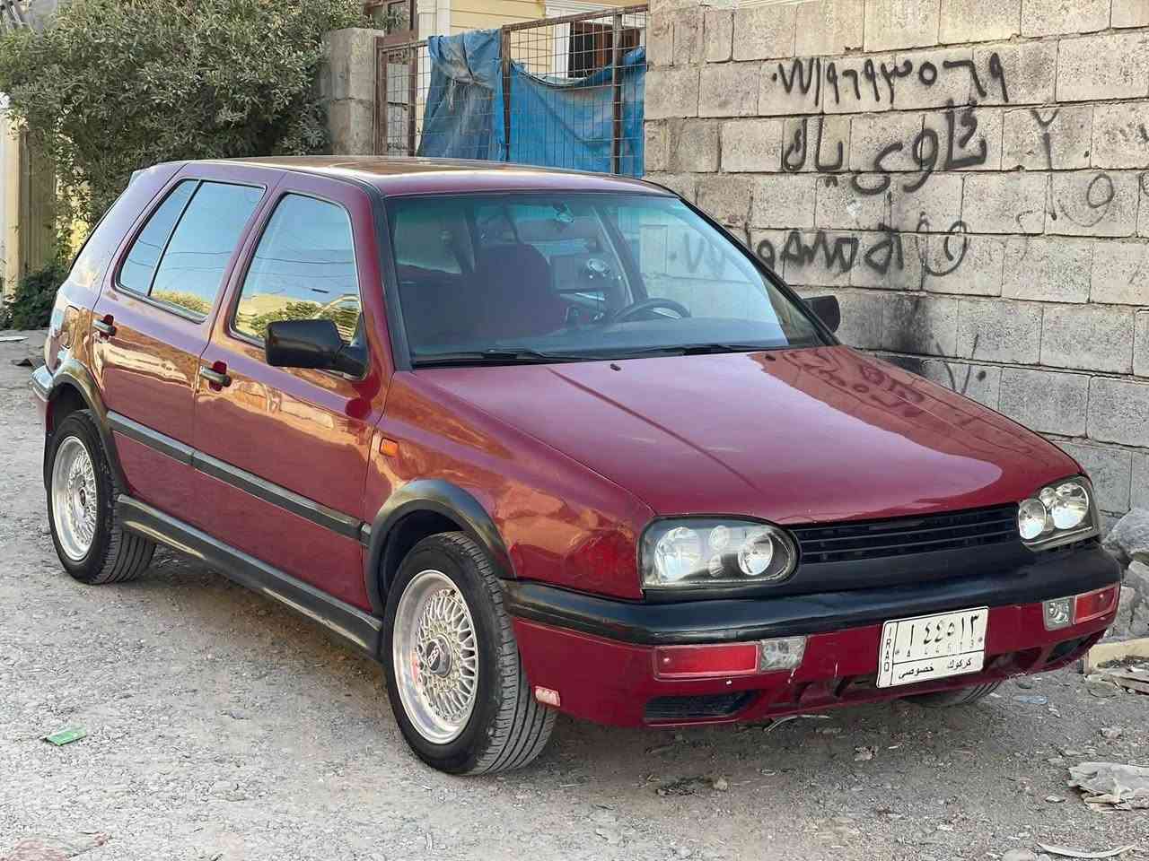 السلام عليكم 
گولف نفخ موديل ١٩٩١
گير و محرك مكفولات السيارة نضيفة و مال بيت 
محرك ١٨ گير عادي 
السيارة بسليمانية 
السعر ٣٥ 
***********
