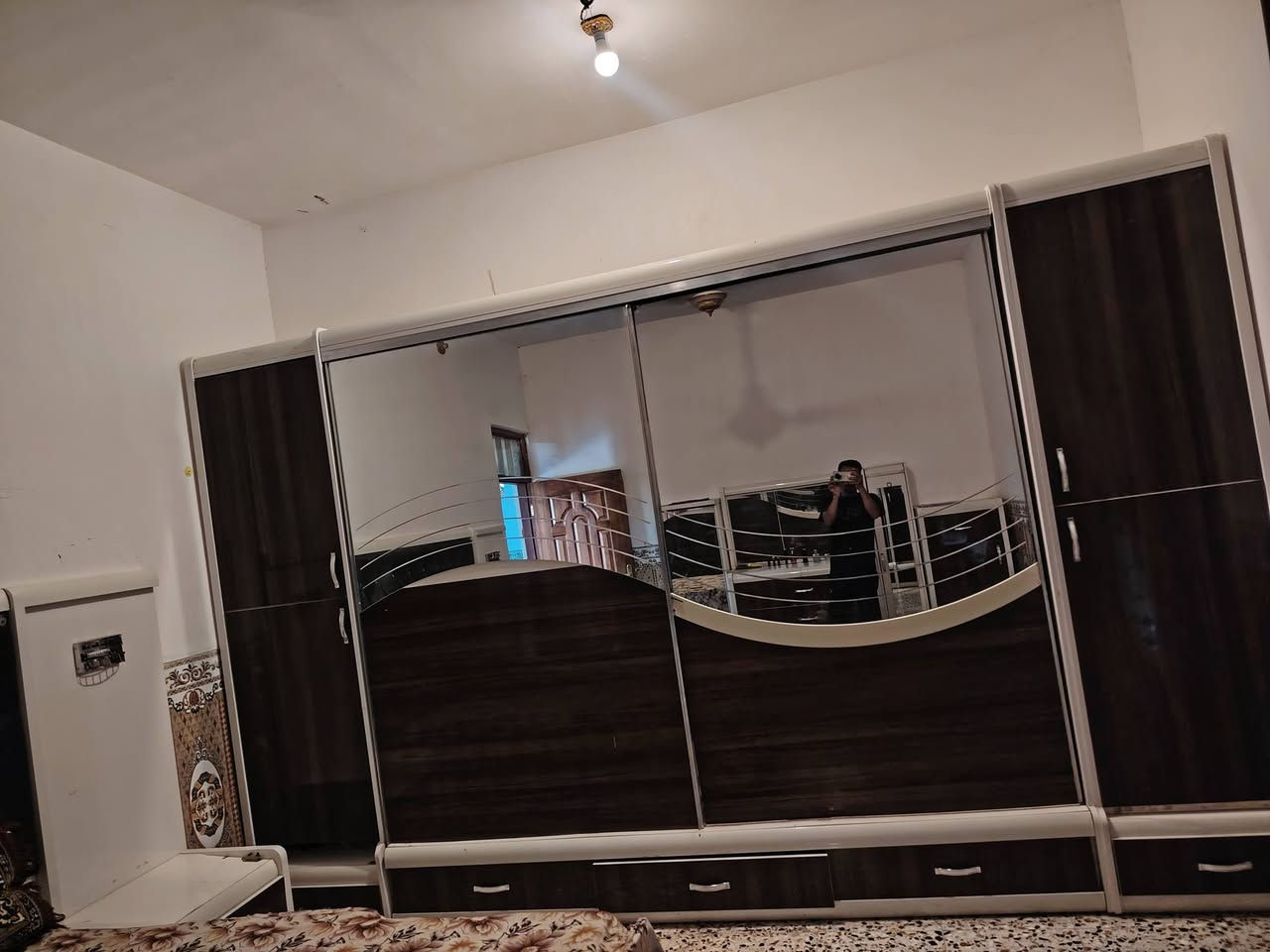 غرفة تركية نضافة فول
العنوان ابو غريب 
السعر325 وبيها مجال
 وتساب ***********
الشراي يدخل خاص
