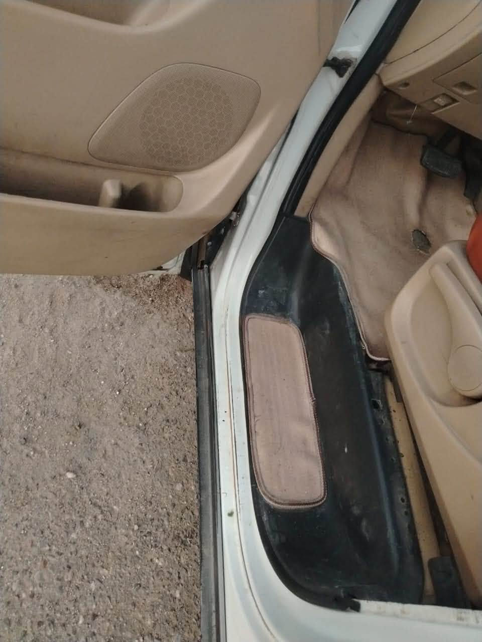 مكلف بل نشر 
ستاركس مديل 10 مكانهه بصره ساحه سعد سعر 140$ مكينه سورنتو حاويه توني شادهه وباقي تفاصيل اتصل وتدلل جهازه سياره***********
