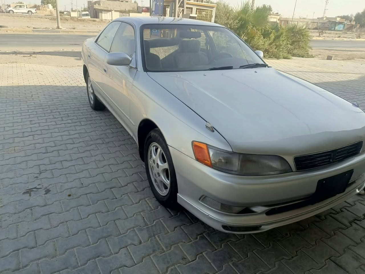 السلام عليكم سياره كريستا مقفوله قص ونقل وضربه تسجيل جديد سياره نظيفه وجديده قبل الشارع جاهزه من الطول الطول سعرها 60 ورقه بيها مجال الشرائع مكانيه البصره.***********
