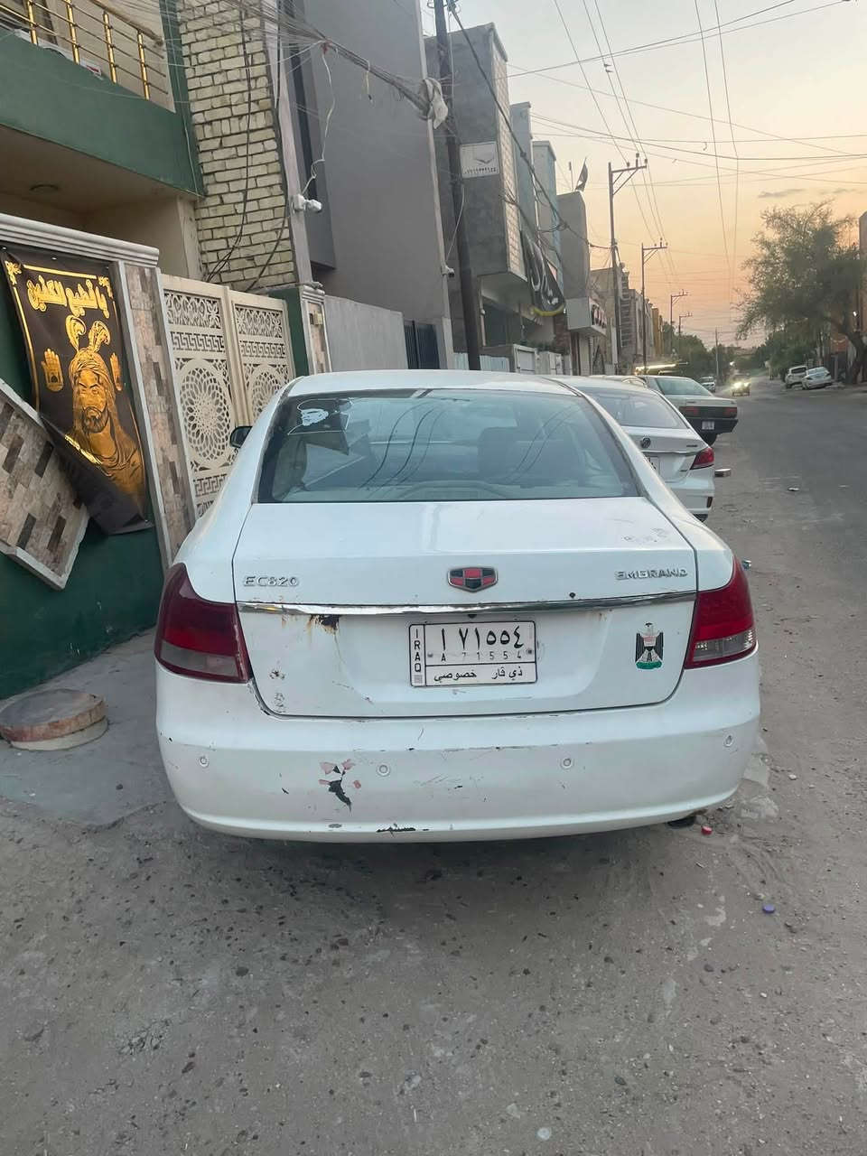امكراند EC8 موديل 2012 للبيع مصبوغه عام وبيها ضربة معمرة وموضحة بالصور والسيارة بيها تنقيص المكان بغداد ابو دشير السعر ٣٤ وبيها مجال 

الهاتف *********** متواجد واتساب
