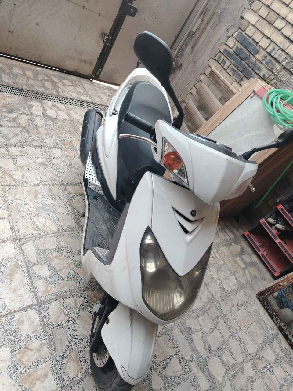 السلام عليكم
دراجه سكنس للبيع
دراجه جديده كفاله 
مكانها بمدينه الصدر 
***********
