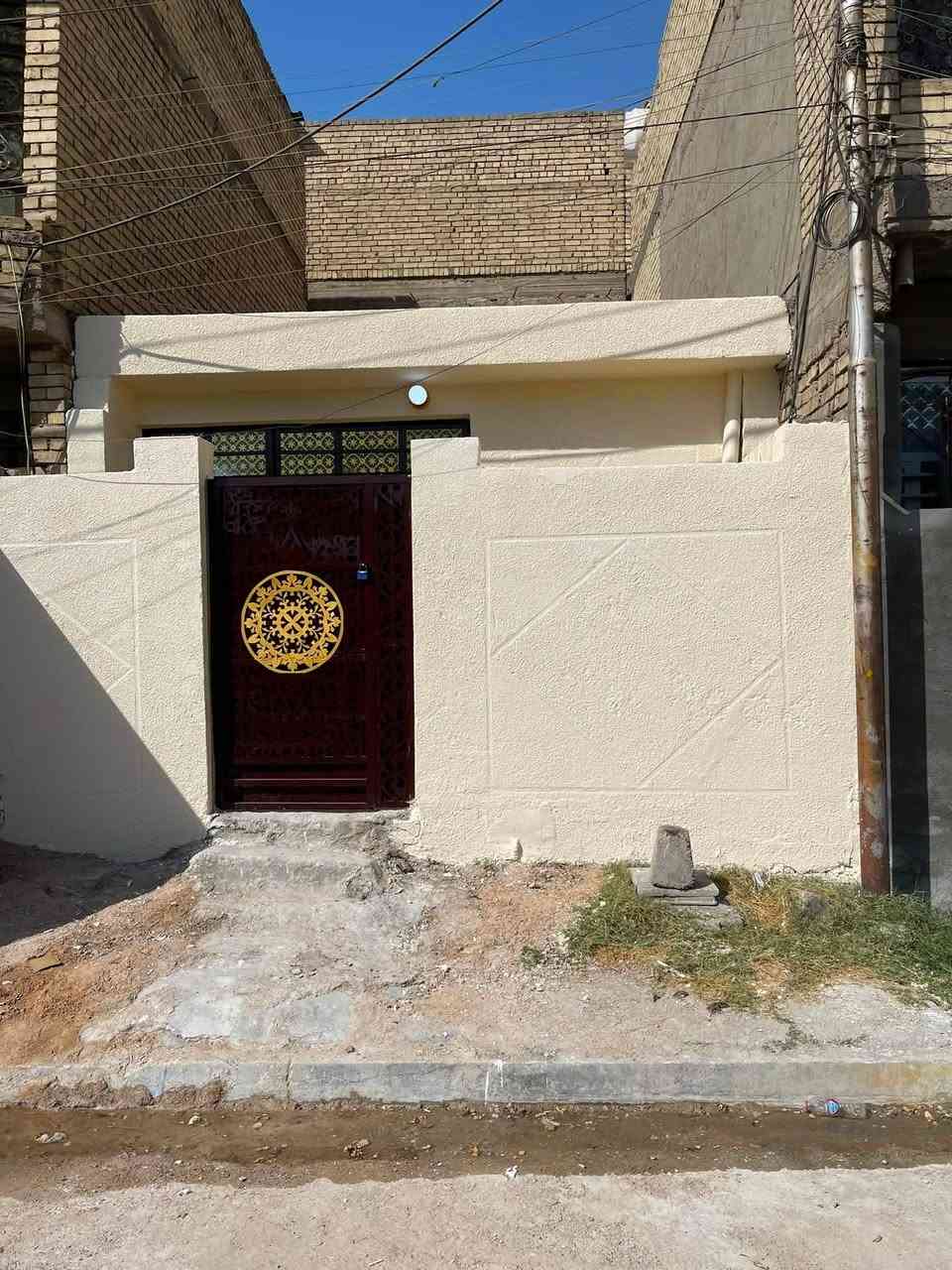 لبيع بيت 50 متر طابق واحد في منطقه ضياء الحلفي في المربع الذهبي مقابيل المدرسة الاستفسار الاتصال على الرقم ***********
