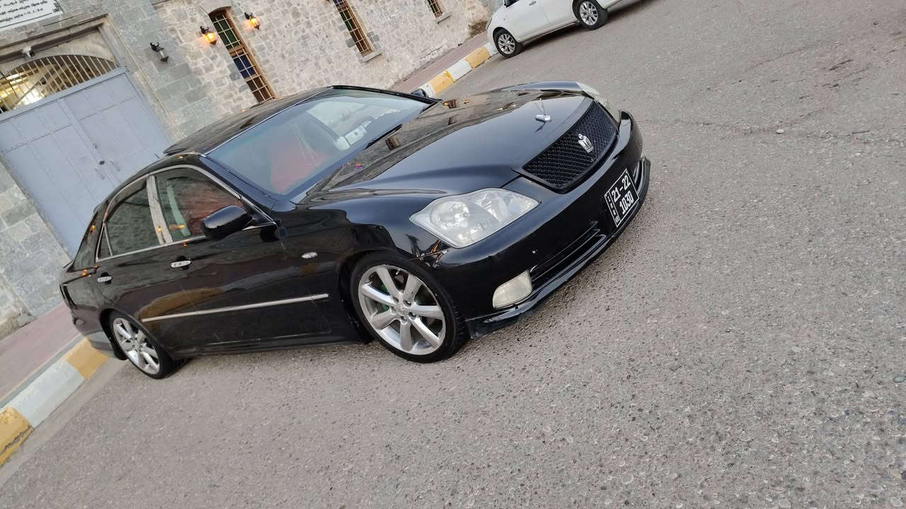 كراون • ٢٠٠٥ • سقف سلايد
