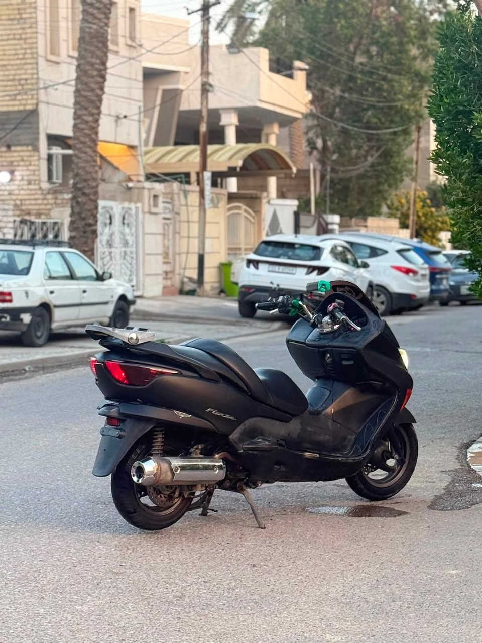 سلام عليكم
فورزه 08 دراجه خير من الله نضيفه بيها نواقص بصيطه 
تجي تفحص وشوف بعينك دراجه مغلفه اسود طافي 
ولمكينه نضيف السعر 850مكان بغداد الرقم ***********
