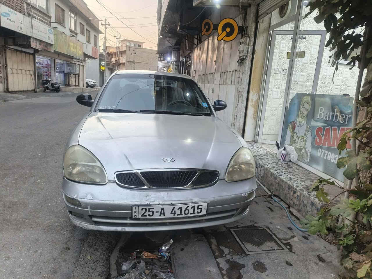 السلام عليكم دايو نوبرا تو للبيع كير اوتو كير ومحرك جديد وبشرط رقم كركوك دولي بسمنا بطاقه بنزين بيها صدر تايرات كهربائيات كلها شغاله شرط تحويل وكاله السعر ٣٣ وبيها مجال لشراي ***********
