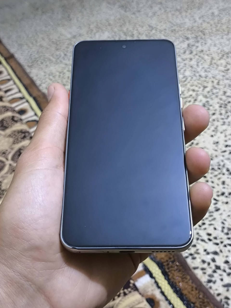 تيكنو كامون ٤٠ بريمير • ٢٥٦ جيجا • صحة البطارية ٩٦