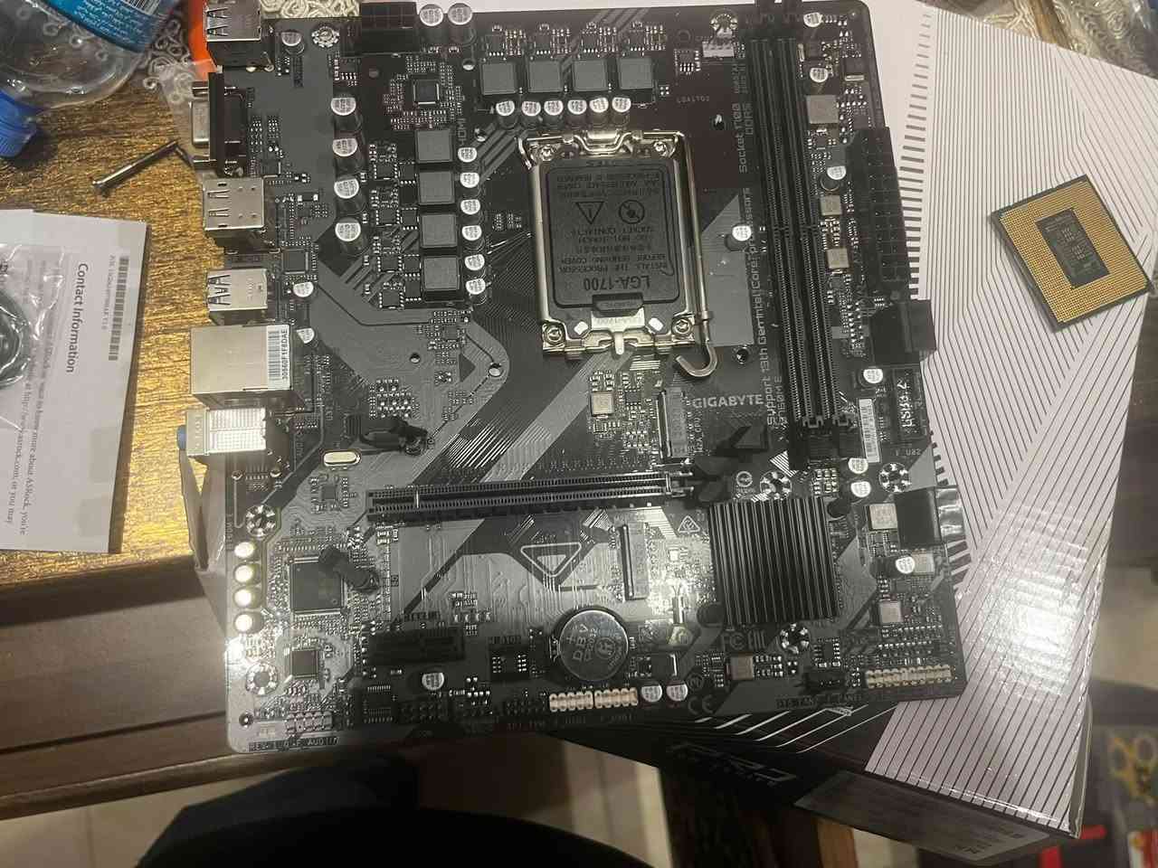 مذربورد • B760M • DDR5