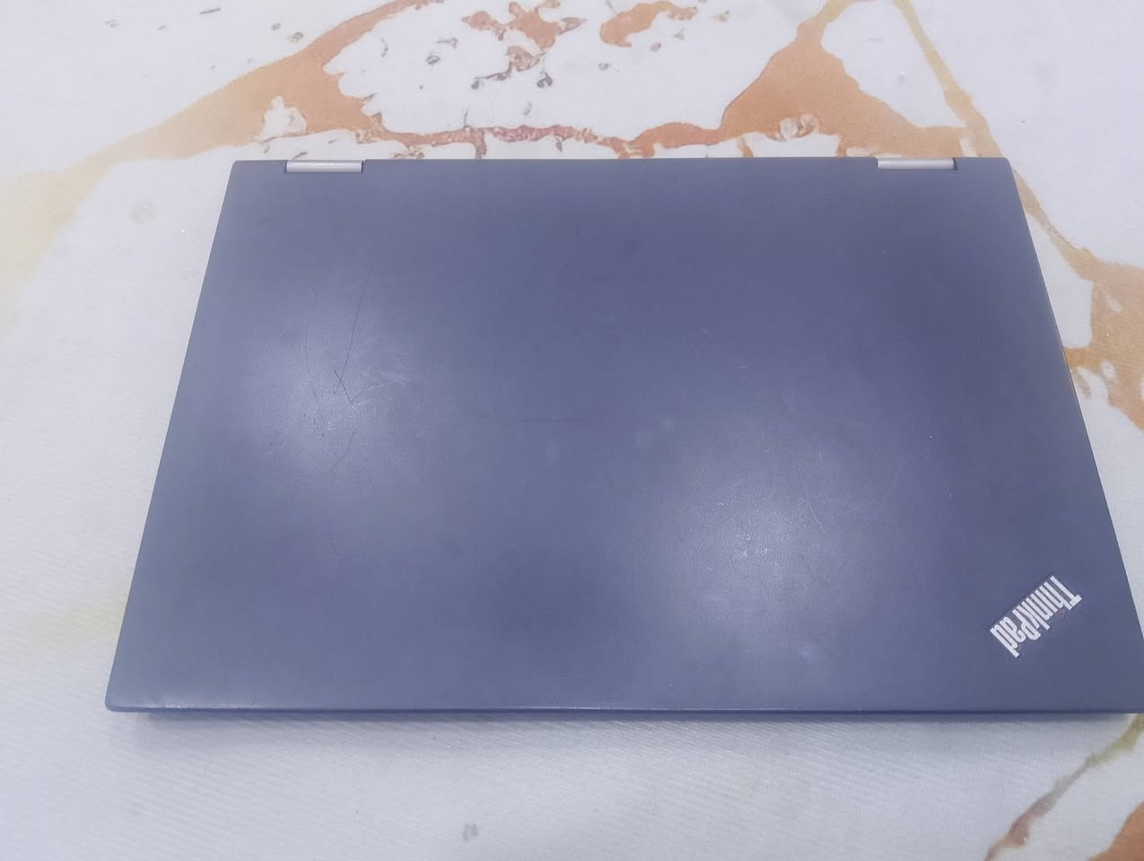 سلام عليكم حاسبة هية لابتوب وهية لا ايباد البيع 
مواصفات 

لاب توب 

X380 yoga

Cpu core i5 

Ram 8 

Ssd 256 G 

حجم 14 شاشة لمس قلاب
جيل ثامن 
 
سعر 350الف بيها مجال بصيط تواصل اما على خاص او وتساب ورقم ***********
