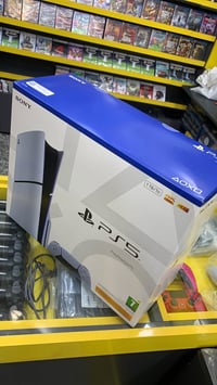 PS5 • ١تيرا • ٢ جوستك