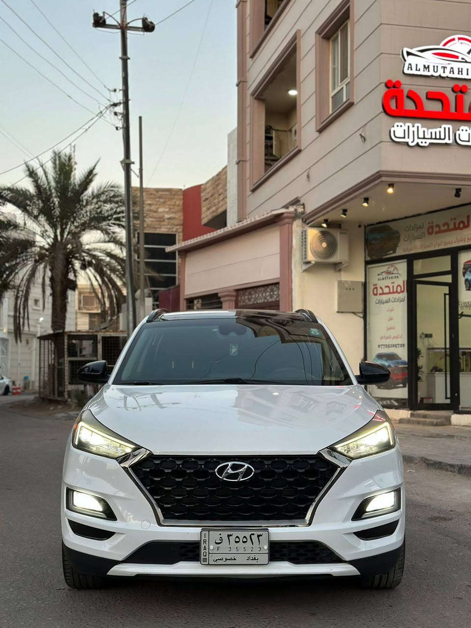 توسان موديل 2019 وارد امريكي ماشيه 60 الحادث خفيف كلش الصور مرفوقه بلمنشور 
رقم بغداد انكليزي
فول واحد على واحد لمتدد
بنوراما
5بصمات 
حساسات امامي خلفي 
كامره دواره 
تحكمات اربع جهات 
سايد بريك بصمه 
مثبت سرعة 
لايت زنوزن 
مواصفات هواي متخلص 
السعر 160 وبيها مجال 
***********
