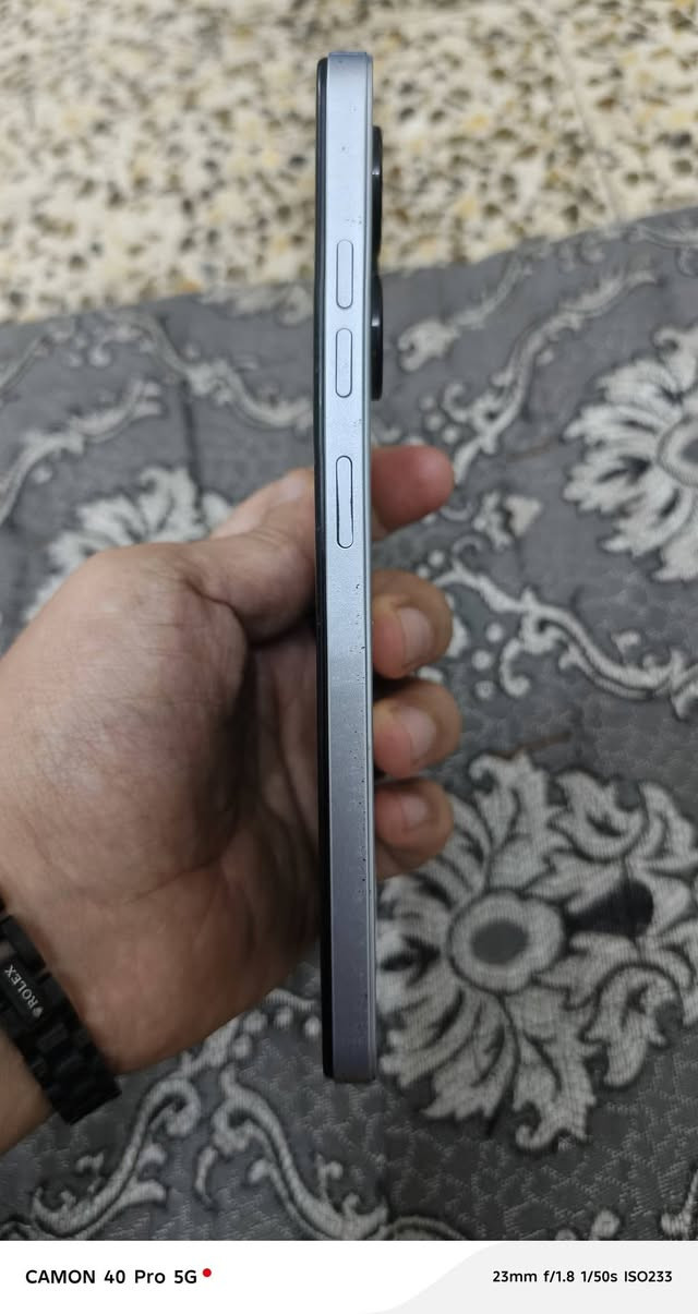 تكنوو للبيع جهاز نضيف مابي عيب فقط شاشه بس ممأثر ع لمس كامل شغال كوكل برامج كلها شغاله اي عيب مابي فقط شاشة واكع عليها 
سعره,,,, 100
