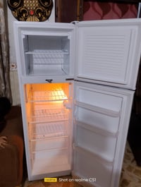 ثلاجة • ١٤ قدم • نضيفه