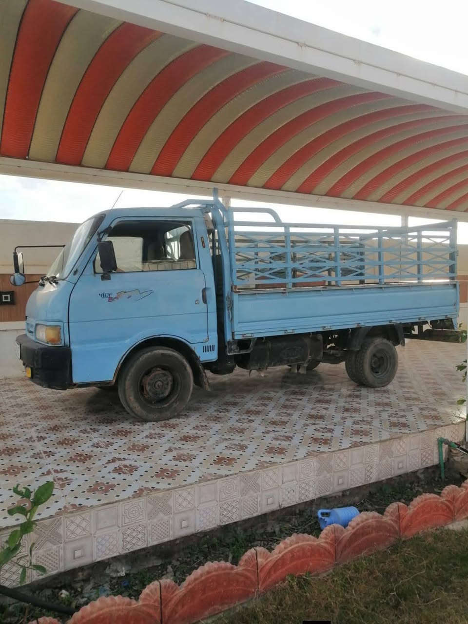 إعلان بيع كيا بنكو حمل

🚙 للبيع كيا بنكو حمل
🔵 اللون: أزرق

سيارة عملية ومناسبة للعمل والاستخدام اليومي، بحالة جيدة وجاهزة للعمل، وتصلح لأصحاب المهن والأعمال والنقل.

✅ كيا بنكو حمل
✅ لون أزرق
✅ بدون كَص
✅ مكفولة من كلشي حسب الفحص
💰 السعر: 65$
🤝 يوجد مجال بسيط للجادين فقط

📞 للاتصال والاستفسار:
***********

🔴 البيع للجادين فقط، والمعاينة خير دليل.
لا تتردد، فرصة مناسبة لمن يبحث عن سيارة حمل عملية وبسعر مناسب.
