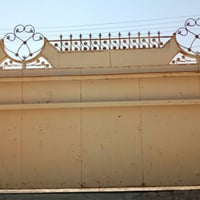 باب حديد • كبير • للبيع