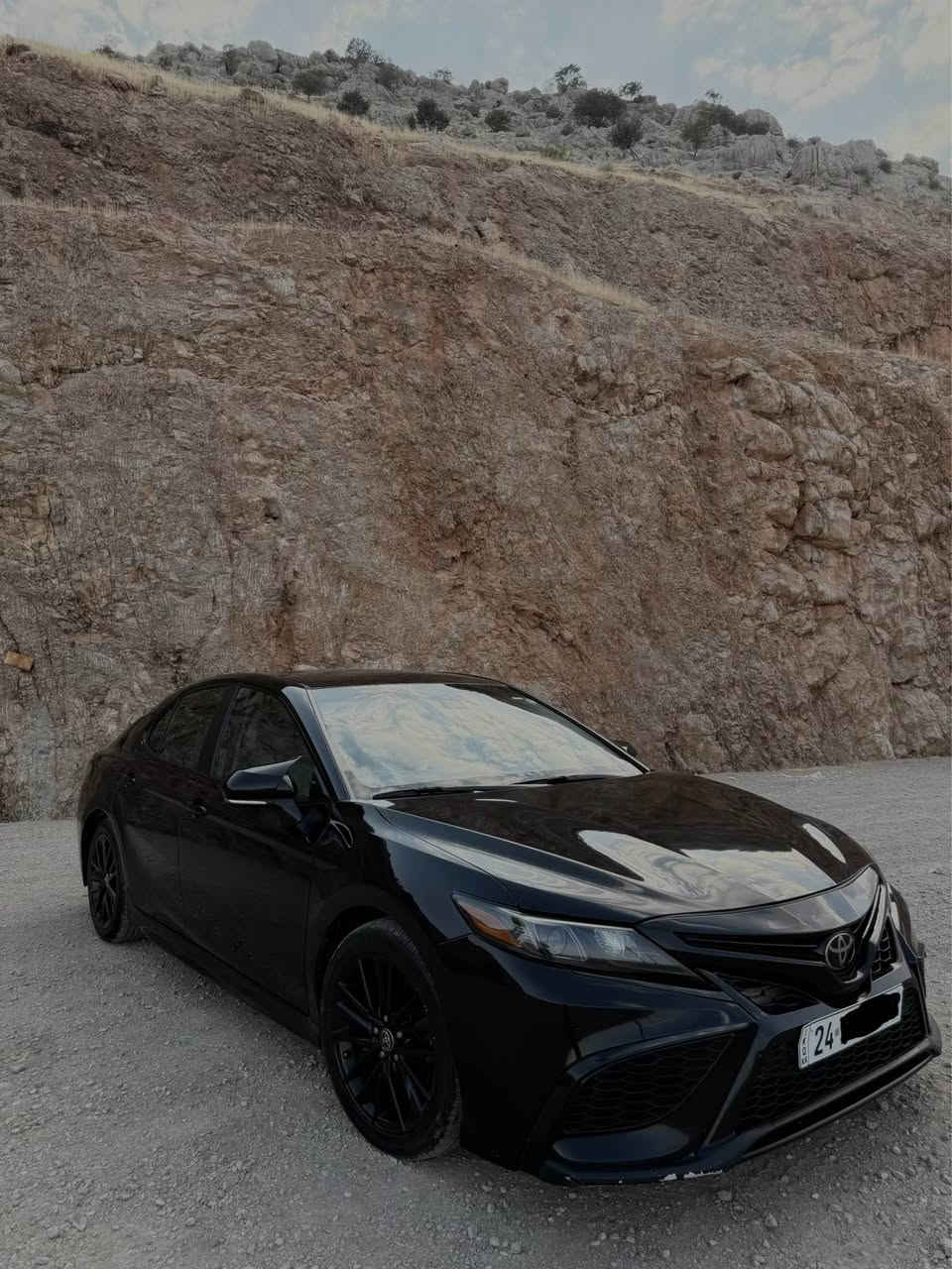 Toyota Camry 2023 se
رەنگ: رەش
ناو کرێمی 
گێر و مەکینە بەشەرت
تەبرید بەشەرت
کارەبای و هەموو شتێکی بەشەرت
سێ پارچەی سبوخە، 
بۆنیت و چاملخێکی پێشێ و چاملخێکی دوایێ
پەڕەشوت بەس هی سوکانی تەقیوە 

سەنەوی تازەیە تا ٢٠٣١

نرخی ١٧١ وەرەقە و مەجال 
ژ.م: *********** رانية, السليمانية
