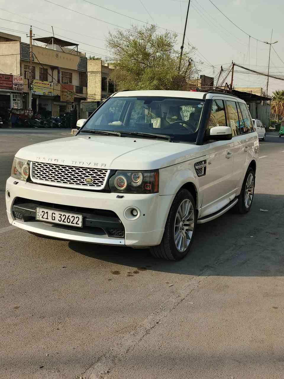 البيع رانج وفر موديل 2006 محدث 2013 سياره خليجي مكينه وكير مكفولات مكينه عادي سياره بدون لا ضربه وله صبغ تبرد ثلج كفاله تخم تاير جديد لايت عدسات سياره فول موصفات صدره جديد رقم وسنويه جديد هزه جديده بسمي تحويل ثاني يوم سعره 95 وبيه مجال بكاني بغداد الشعب ***********
