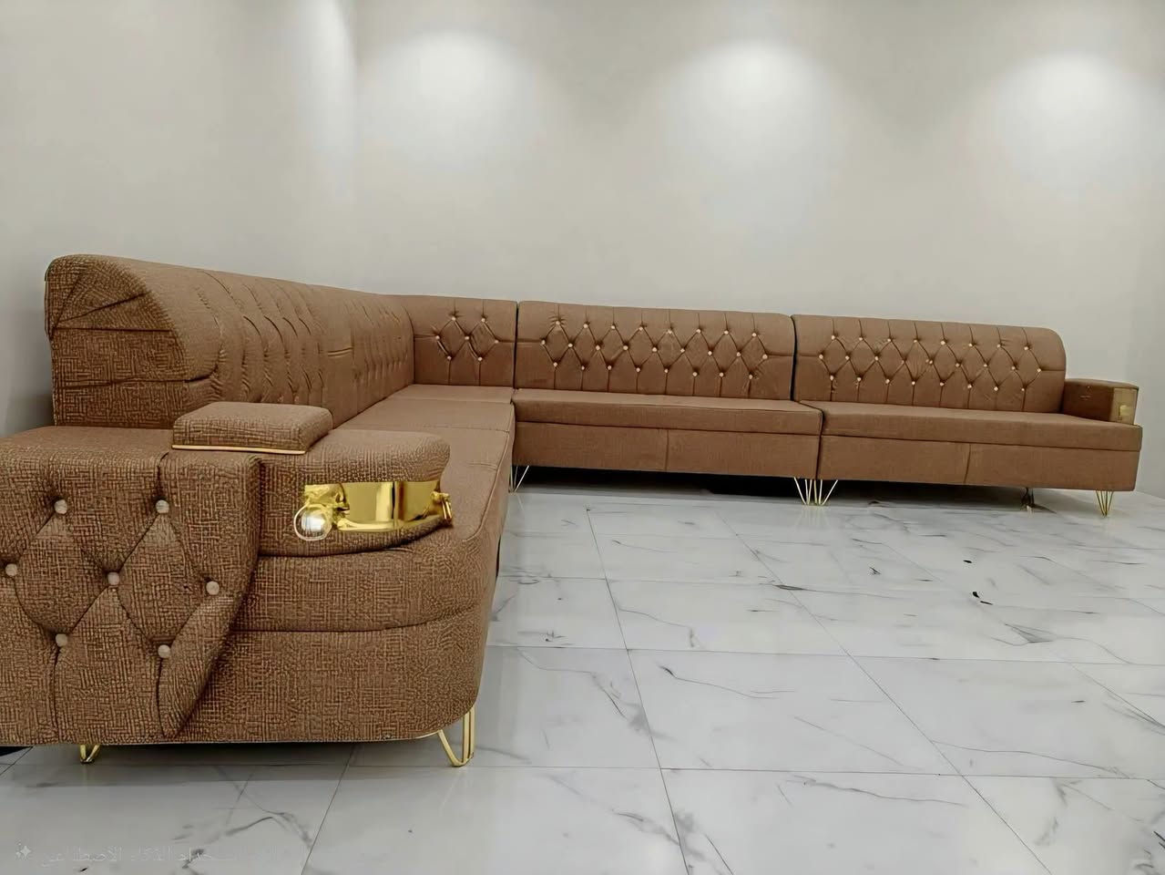ديوان تسكام • ٥ قطع ١١ مقعد • قابل تقسيط
