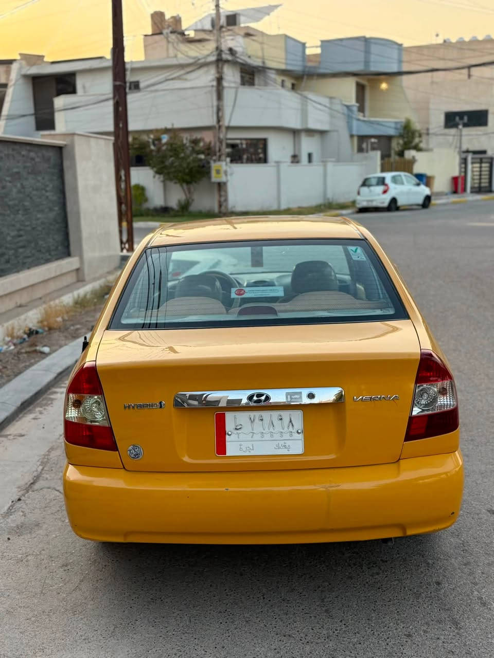 سلام عليكم البيع هونداي فيرنه موديل ٢٠١٤ بغداد بسمي سياره كامله من دوشمه ومكينه وتبريد من كلشي نقص فقط كلج يعني عينه وصينيه سياره معيوده بدون حادث تاخذ مصفر من شكلي هيه وغرامات مكان سياره بغداد الكرخ سعرهه ٦٧ ويهه مجال شي بسيط***********
