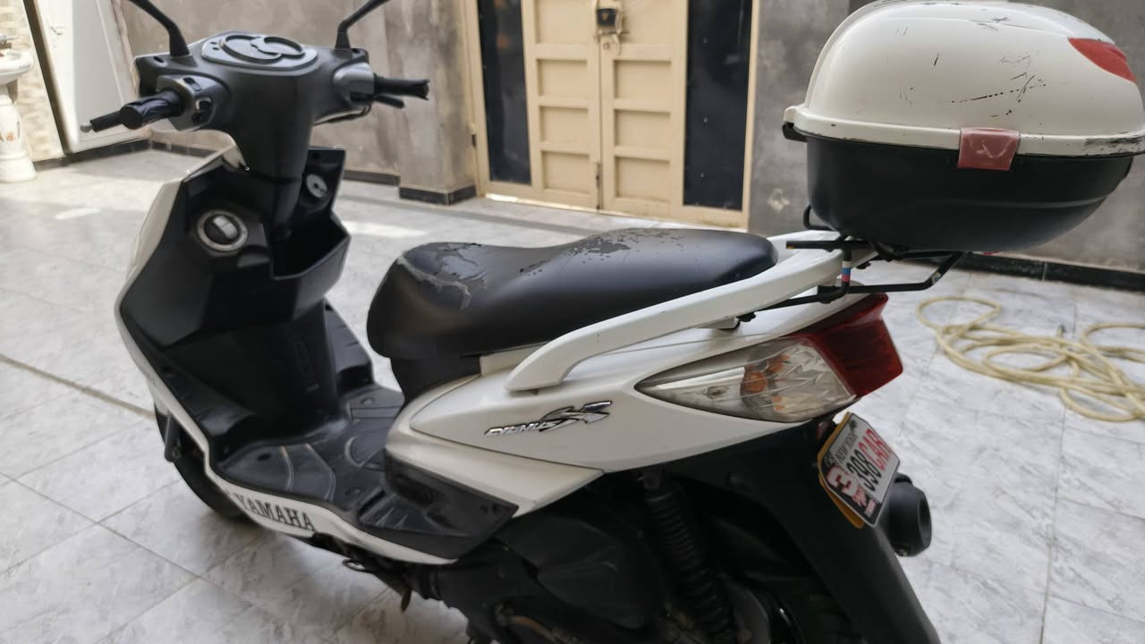 سكنك فحل ياباني دراجه حاويه مطلعها ما صله هواي ما متعوبه كل شيء شغال بيها تشغل وتطلع الشراي يراسلني على هذا الرقم بواتساب***********
