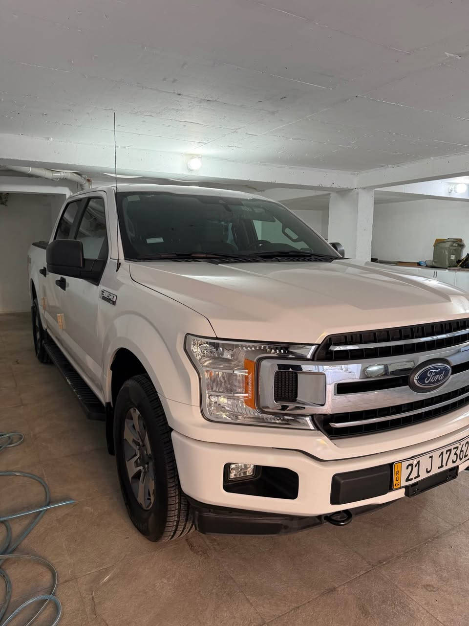 فۆرد f150 xl 2020 
خەلیجی سفری شەریکەی القاصد 
دەرگا درێژی بۆدی کورت
مەکینە هەشت بستۆنی ٥٠٠٠ 
سەیارەکە کلین تایتڵە بێ بۆیاخە 
٩٥٠٠٠ کیلۆمەتر ڕۆشتووە 
نرخی : ٢٤٥ گەڵا 
***********
فورد f150 xl 2020 
خليجي صفر شركة القاصد 
باب طويل و بدي قصير 
محرك ٨ سلندر ٥٠٠٠ 
كلين تايتل بدون صبغ 
ماشيه ٩٥٠٠٠ كيلو متر 
سعر : ٢٤٥ورقه
*********** السليمانية, العراق
