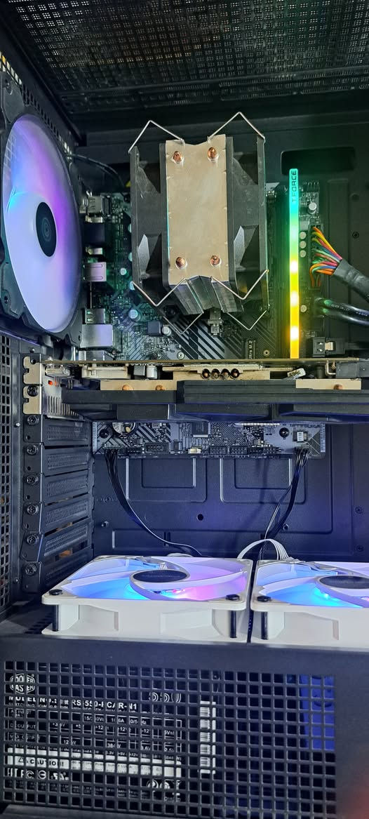 تجميعة ألعاب • i5-11400F • RX 580 8GB