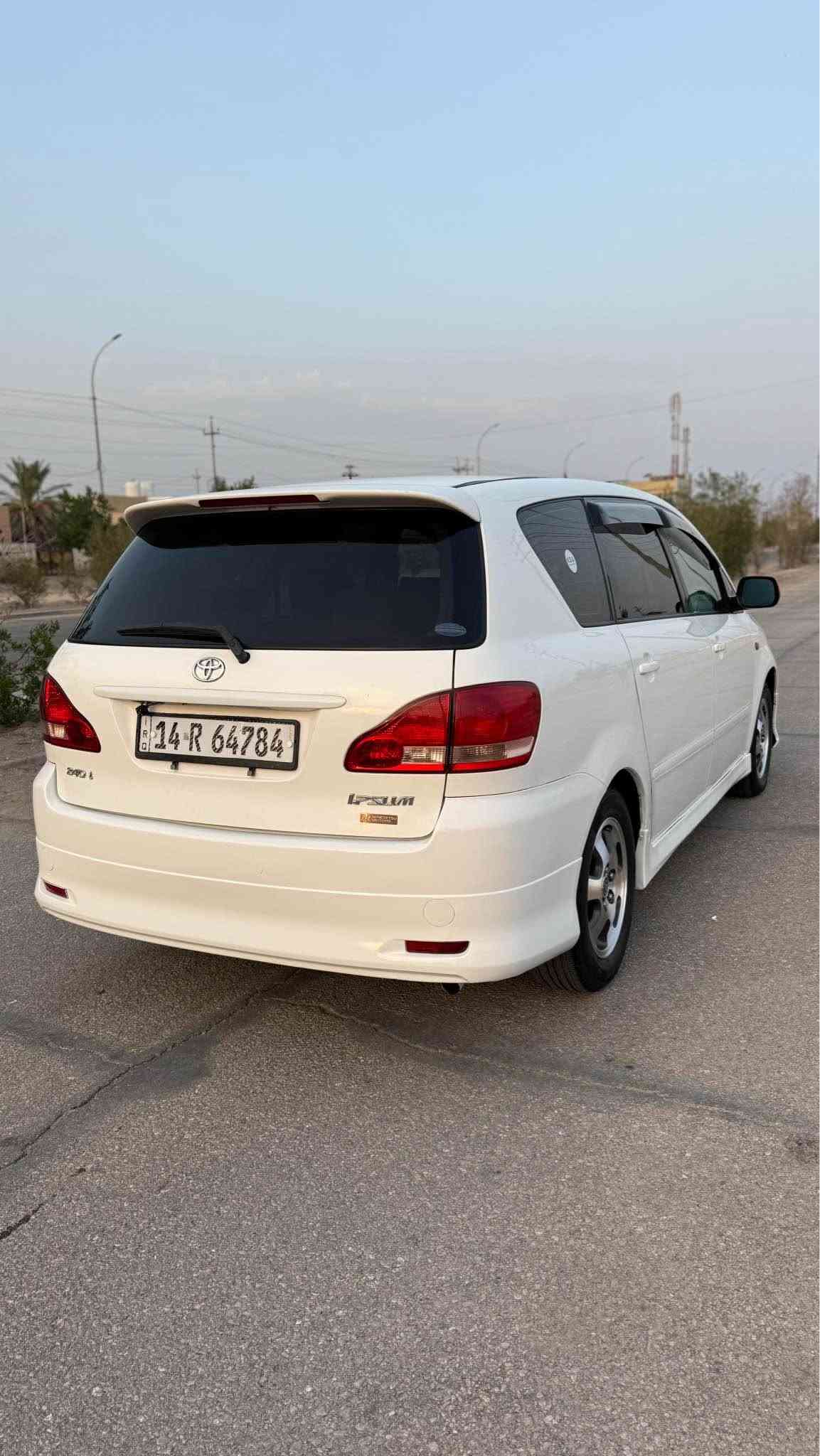 ٢٠٠١ • مكينة ٢٤٠٠ • ٧ راكب