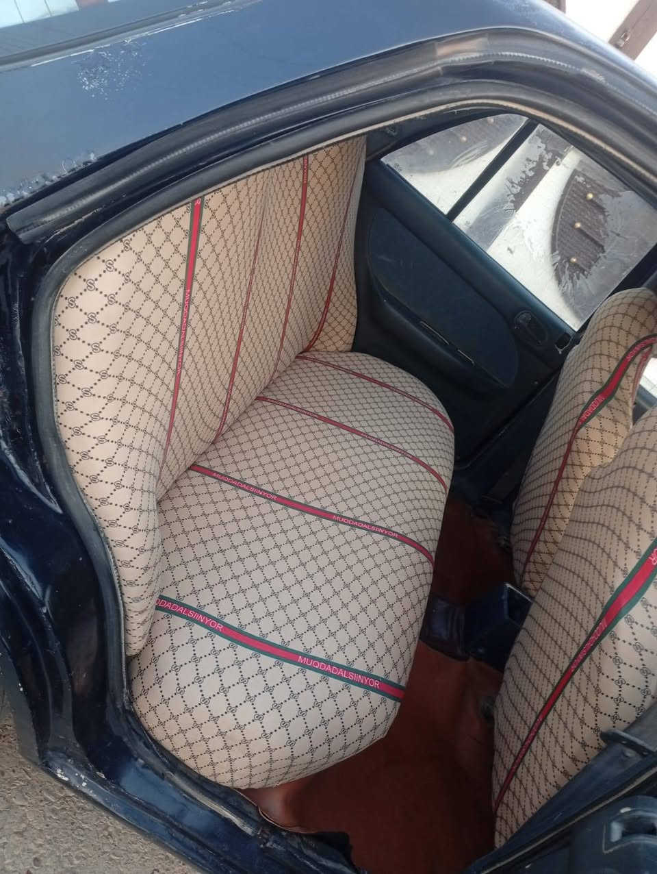 السلام عليكم 
سيفيا للبيع موديل 94
امحدثه 95كير او محرك مكفولات 
گير اوتماتيك السنويه امجدده صدر جديد 
تخم تاير جديد السياره مال جناي السعر 💲24 
رقم الهاتف ***********
***********
