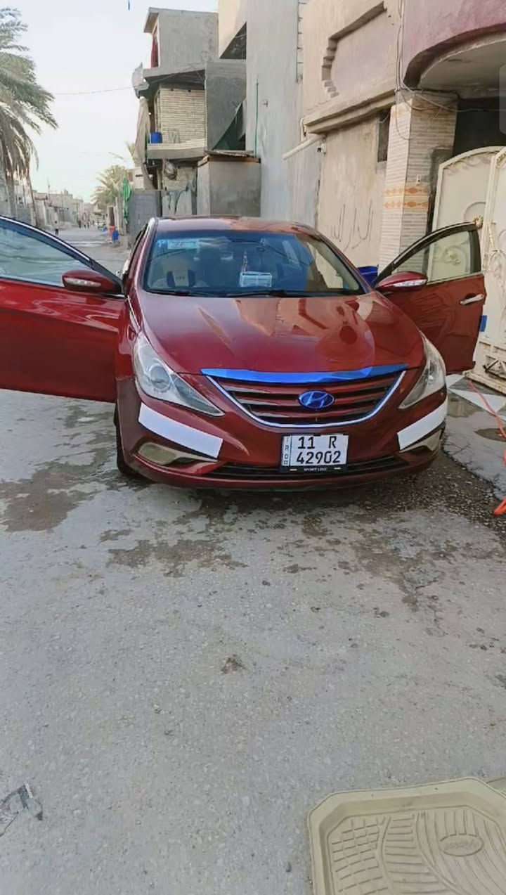 سلام عليكم هونداي سوناتا 2014 للبيع محرك 2400 امريكي مواصفات عاديه كشن كهرباء تدفئه كشنات حار بارد تبريد ثلج يدات نيكل اشاير مري ارضيه جلد السياره عليها دوشمه جديده رقم بغداد انكليزي تخم تاير جديد عليها ادامه للمكينه وباتري جديد حداديه كامله مابيه نقص السياره محرك كير بلاد برغي ما مفتوح بيهه سياره نضيفه وبلخير ع ياخذها عنوان بابل الاسكندريه رقم الهاتف ***********
