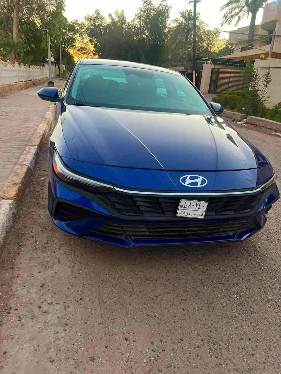 النترا موديل 24 وارد امريكي حادث السيارة قطعتين السعر ( 128)مكان السيارة بغداد البنوك (***********)
