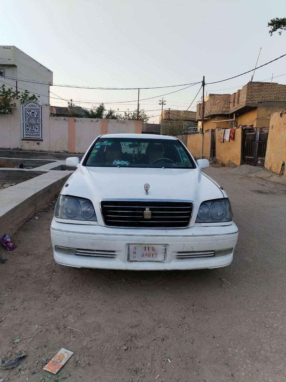 سلام عليكم ملكه للبيع سياره كصتين مفحوصه وصاعده هزه السياره ضباره كامله تبريد ثلج كير ومكينه خير من الله تايرات جدد مكان سياره بلحله رقم ***********
