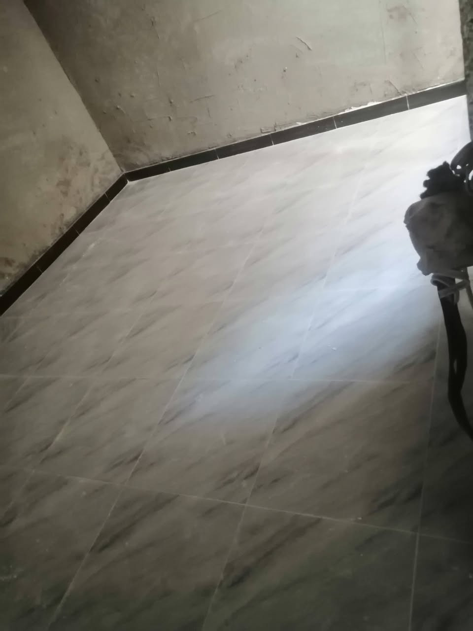 متفرغ حاليا لعمل سيراميك ارضي جداري بايات ومرمر والحلان والكاشي والگرانيت للتواصل خاص  او اتصل

***********
***********
