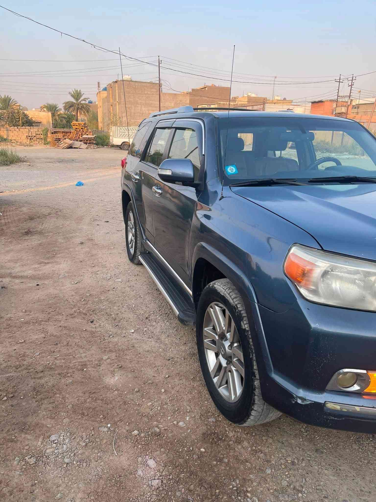 � للبيع تويوتا 4Runner

🔹 الموديل: 2013لمتددToyota 4Runner
🔹 اللون: كحلي
🔹 الحالة: نظيفة ومستخدمة
🔹 السيارة واضحة بالصور من الأمام والخلف
🔹 صالون نظيف ومرتب
🔹 السيارة جاهزة للفحص والمعاينة
فحص جديد وهزه جديد باسمي 
السونار مرفق مع الصور +صور الحادث ماعندي +عندي تقرير بل سياره من امريكا واذا تريد تسوي سونار هم عادي 

📍 الموقع: بغداد
💰 السعر: [١٦٠$]
📞 للاستفسار: [***********]
