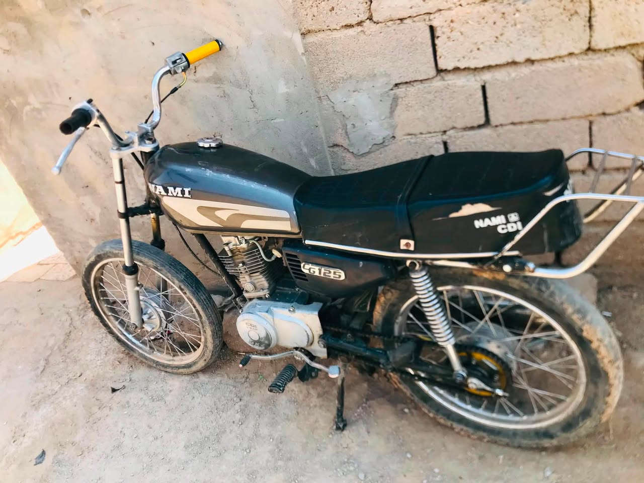 دراجه للبيع كلك ب٣٠٠قفل ***********
