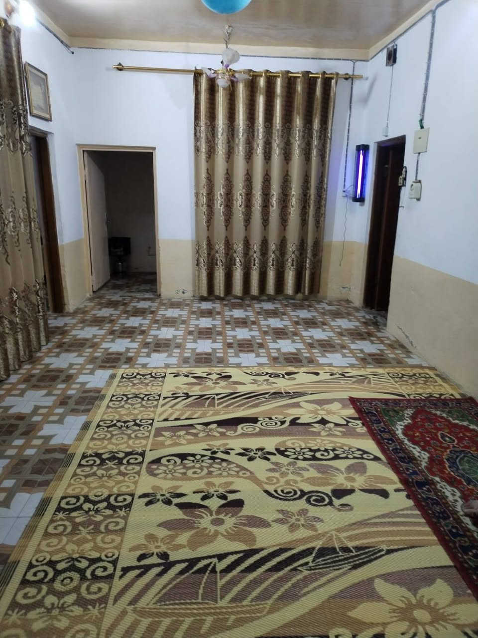 الرضويه شارع التركمان • ٢٠٠م • ٢ غرف